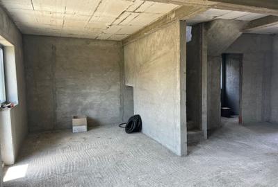 Casă cu 4 camere cu Teren 400 Mp în Agigea - 18