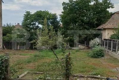 Casa renovabila, 4 camere, 1317 mp teren, zona centrala Turda - 2