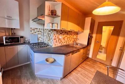 Apartament cu 3 camere decomandat, mobilat în Lipovei - 2