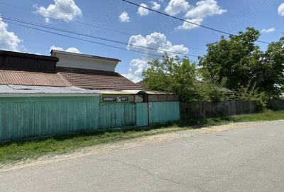 Casă cu Teren 1030 Mp în Ograda - 1