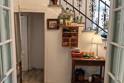 Casă individuală cu 5 camere cu Canalizare în P-ța Unirii - 18