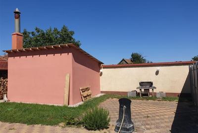 Casa cu 3 camere renovata in Cheresig - 4