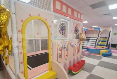 Spatiu comercial, 131 mp, 3 parcari - 5