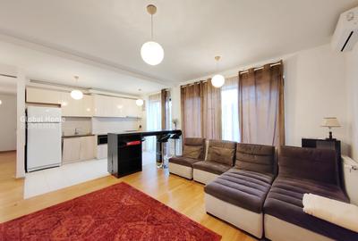 Apartament cu 3 camere decomandat, mobilat în Parcul Carol