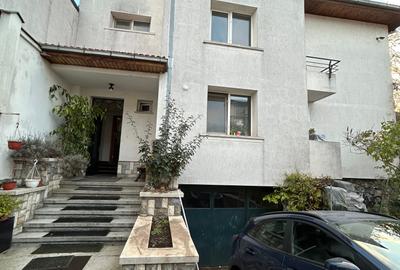 Pantelimon-Fundeni / Apartament 3 cam in vila / Loc de parcare-Curte - 2
