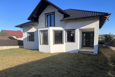 Casa de vanzare- Scheia Suceava - 1