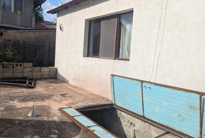Casă individuală cu 2 camere cu Canalizare în Central - 14