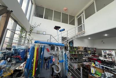 Spațiu comercial, de 564 mp, în Central - 1