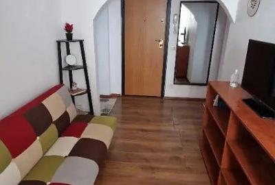 Apartament cu 2 camere decomandat în Moșilor - 8