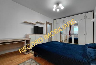 Ap.2 cam 50 mp, lift, garaj zona Vivo Floresti - 7