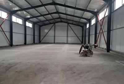 Spațiu comercial, de 500 mp, în Central - 1