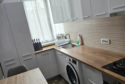 2 camere zona Scolii 11 - 4