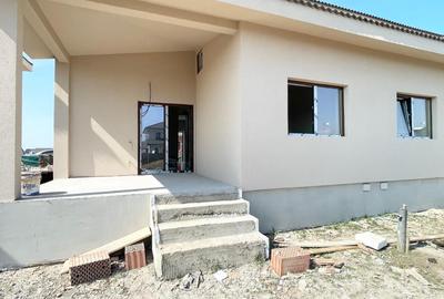 Duplex cu 5 camere cu Canalizare în Moșnița Veche - 19