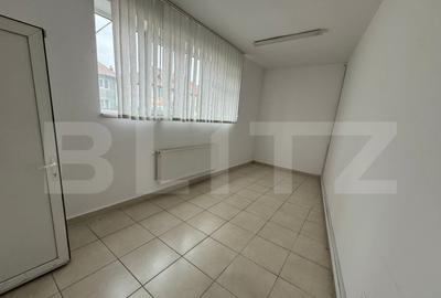 Spa?iu birou - 70 m, central, parcare - 2