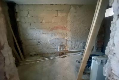 Vilă cu farmec istoric în Bușteni, pensiune sau locuință de vacanță! - 46