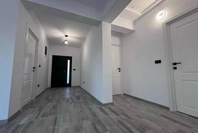 Casă cu 3 camere cu Teren 350 Mp în Central - 4