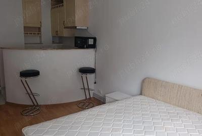 Garsonieră decomandată în Central - 5