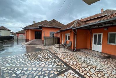 Casă cu Teren 1400 Mp în Central - 6