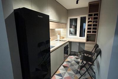 Apartament cu 3 camere decomandat, mobilat în Copou - 1