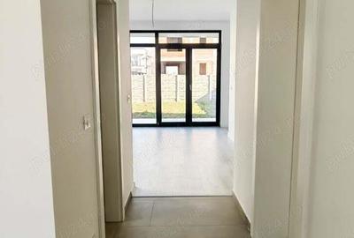 Casă cu 5 camere în Mehala