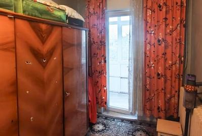 Apartament semidecomandat - 2