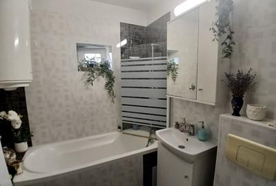 Apartament cu 4 camere decomandat, mobilat în Apărătorii Patriei - 12