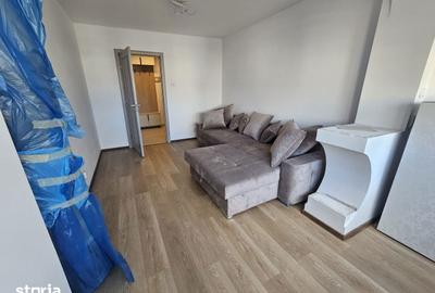 Apartament cu 3 camere decomandat în Astra - 9
