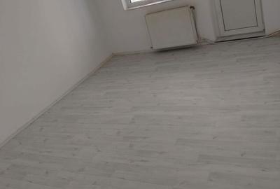 Apartament cu 3 camere în Adjudeni - 5