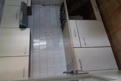 Inchiriez garsoniera - 2