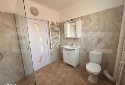 Casă cu 6 camere cu Teren 1000 Mp în Central - 2