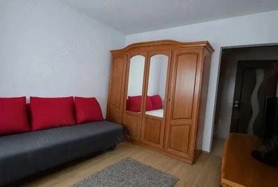 DACIA 2 CAMERE ETAJ 1 LOC PARCARE INCLUS 400 EURO TERMEN LUNG - 2