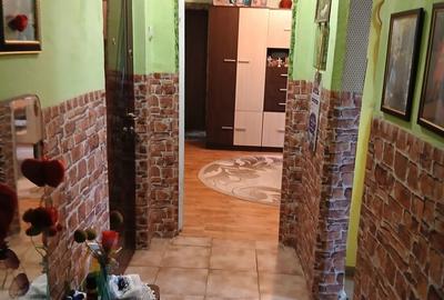Apartament cu 3 camere decomandat în Aghireșu - 9