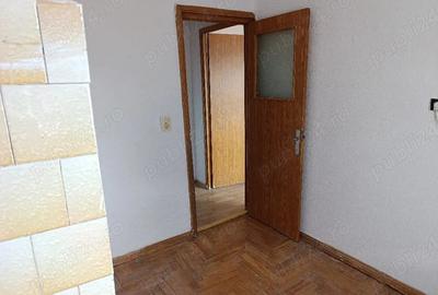 Garsonieră decomandată în Central - 6