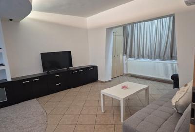 Garsonieră semidecomandată în Decebal - 2