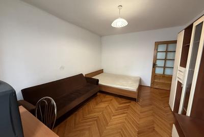 Apartament cu 2 camere decomandat, mobilat în Complex Studențesc