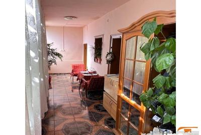 Casa individuala Varias apa centrala pe gaz canalizare 1500mp - 4