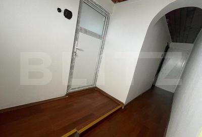 Casa de vanzare cu gradina, 5 camere,  Nojorid - 11