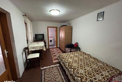 Casă cu 4 camere în Vărsătura