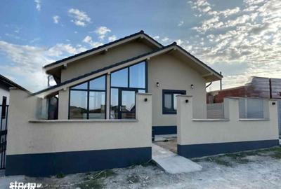 Casă cu 3 camere în Preajba - 9