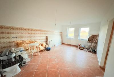 Casă cu 9 camere cu Teren 16351 Mp în Sud - 10