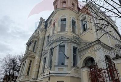 Casă cu 48 camere cu Teren 820 Mp în Centrul Istoric