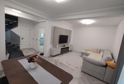 Duplex cu 4 camere cu Canalizare în Fundeni - 1