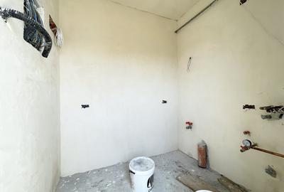 Duplex cu 4 camere cu Canalizare în Moșnița Nouă - 12