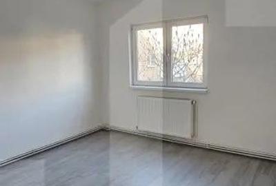Apartament cu 3 camere decomandat în Semicentral - 8