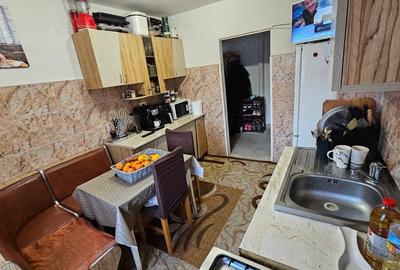 Apartament cu 2 camere decomandat în Moinești - 5