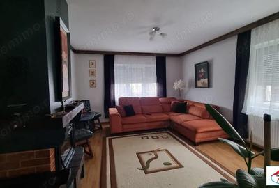 Casă cu 3 camere cu Canalizare în Unio - 1