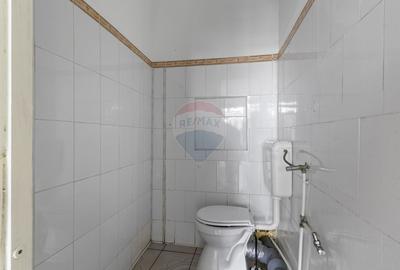 Spațiu comercial, de 100 mp, în P-ța Gării - 12