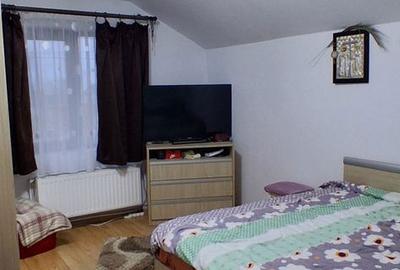 Casă cu 4 camere cu Teren 1200 Mp în Valea Călugărească - 9