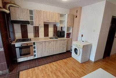 2 camere Gavana3 Q-uri 2 balcoane etaj3din4 96000euro - 2