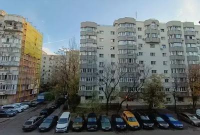 Apartament cu 3 camere decomandat în Unirii - 7